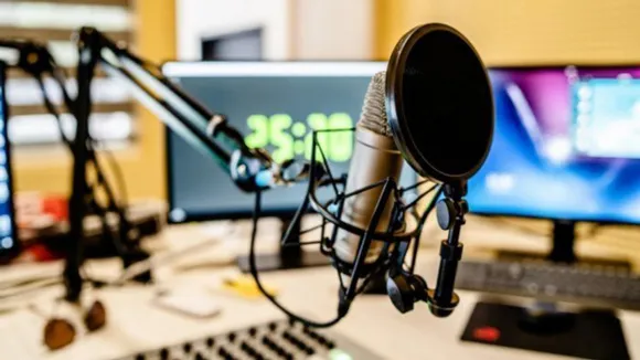 TRAI recommends govt to allow news on private FM radio; big relief on annual license fees