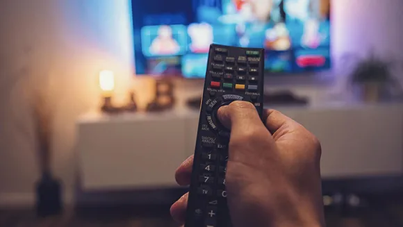 Enter into fresh agreements with only those MSOs who've complied with TRAI regulation: MIB to broadcasters
